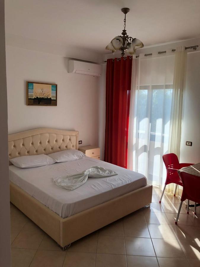 Vila Vera Durrës Esterno foto